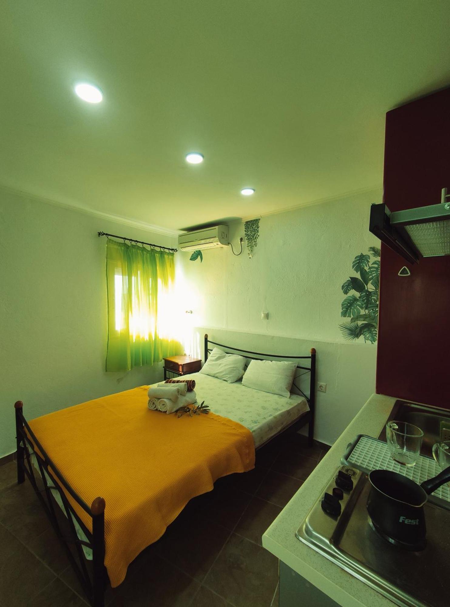 Melinta Rena'S Rooms Μελίντα الغرفة الصورة